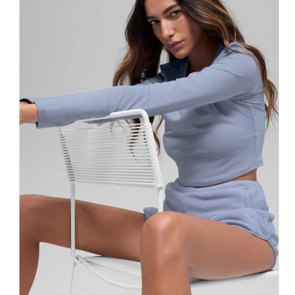 NWT Alosoft Crop Finesse Long Sleeve in Winter Frost Size M - Picture 3 of 3